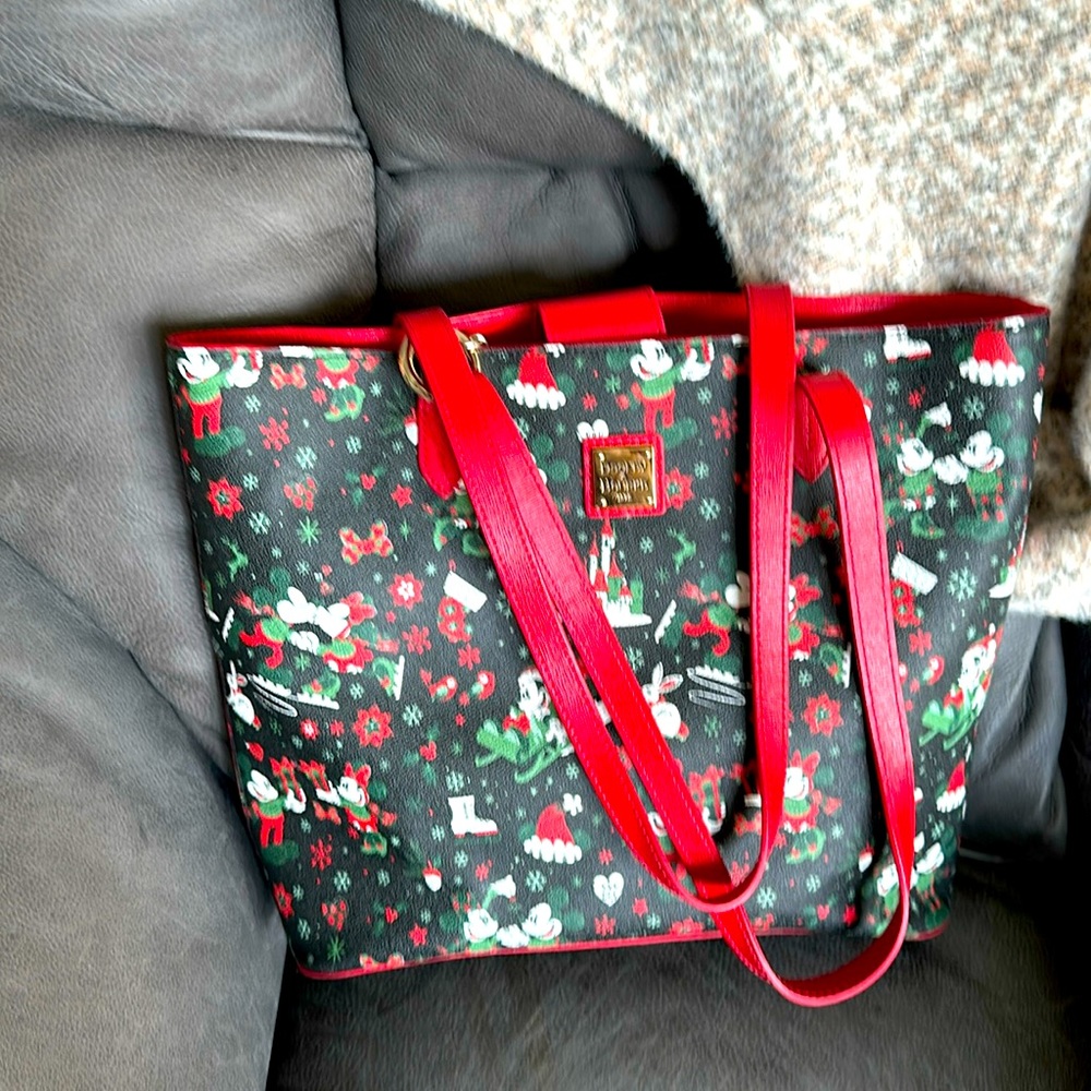 Disney Dooney & Bourke CC Christmas Woodland Winter 2017 Tote Bag MINT